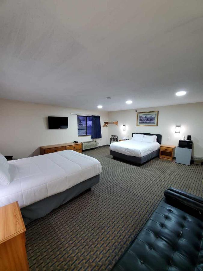 Hibbing Inn And Suites ภายนอก รูปภาพ