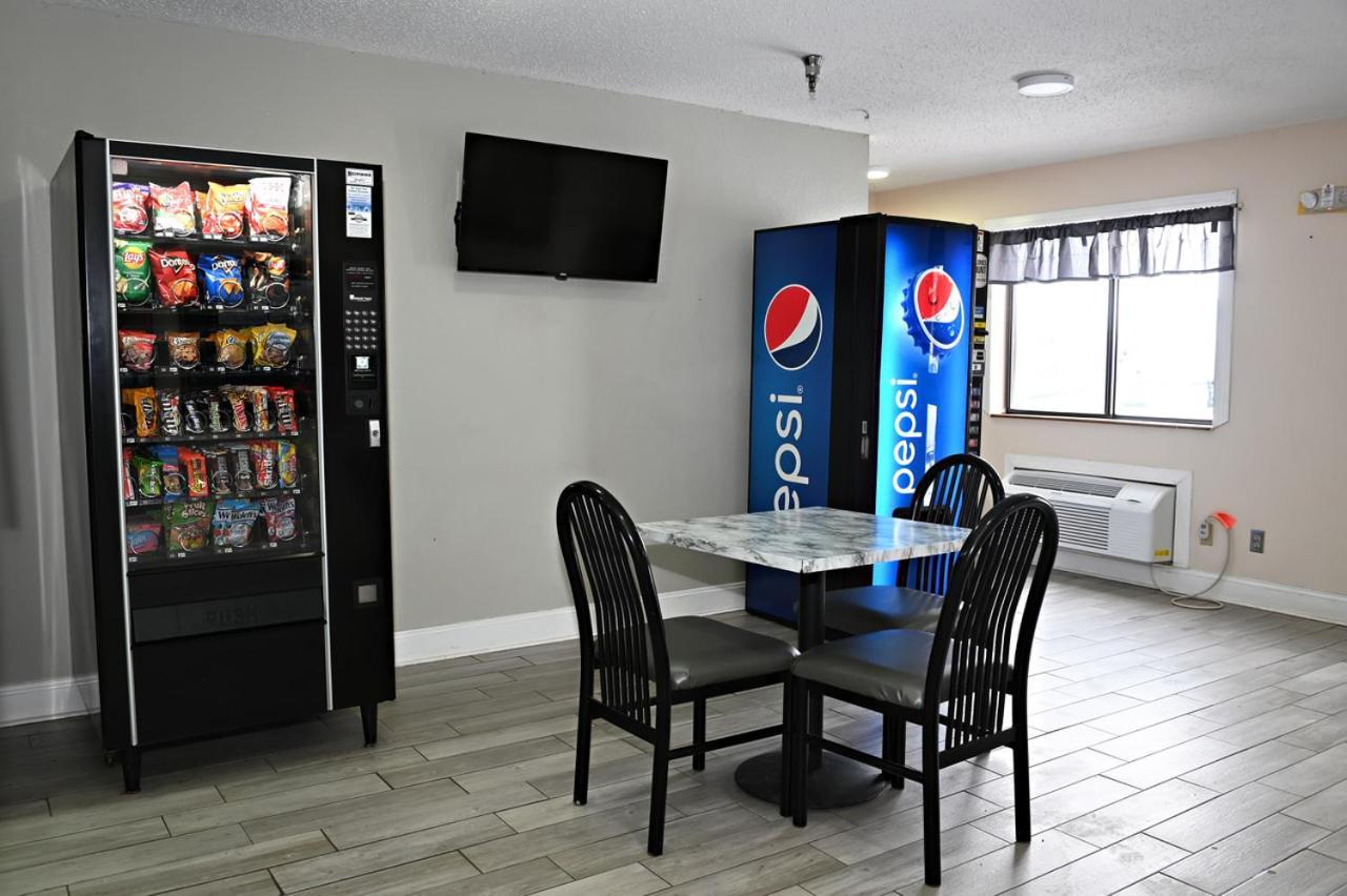 Hibbing Inn And Suites ภายนอก รูปภาพ