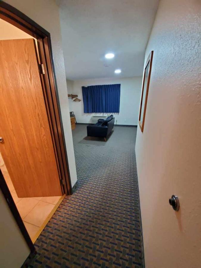 Hibbing Inn And Suites ภายนอก รูปภาพ